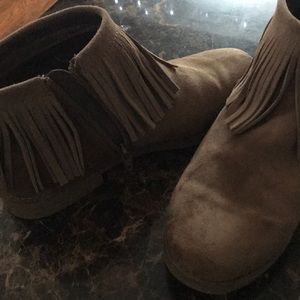 Mossimo fringe boots